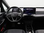 Volkswagen ID.3 Pure Oranje Edition 52 kWh | Navigatie | Draadloze Apple Carplay | Adaptieve cruise control | Lane assist | Stoelverwarming | Stuurwielverwarming | Climate control | Achteruitrij camera | Parkeersensoren |