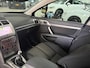 Peugeot 407 1.8 ST / NETTE AUTO / NAP / RIJDT SCHAKELT GOED / MULTIEMEDIA-NAVI