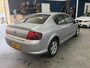 Peugeot 407 1.8 ST / NETTE AUTO / NAP / RIJDT SCHAKELT GOED / MULTIEMEDIA-NAVI