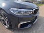 BMW 5-Serie Touring M550d xDrive High Exe Pano Massage Carplay MEGA VOL!