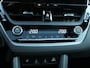 Toyota Corolla Cross High Power Hybrid AWD 200 Style | Facelift | Panoramadak | Draadloos Apple-/Android Carplay | Draadloos telefoonladen | Achteruitrijcamera | Elektrische achterklep | ACC | Dodehoek detectie