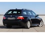 BMW 5-Serie Touring 550i High Executive E61 | 116.000KM | M-Package | 1st Swiss Owner | Panorama