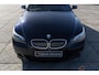 BMW 5-Serie Touring 550i High Executive E61 | 116.000KM | M-Package | 1st Swiss Owner | Panorama