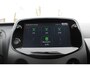 Toyota Aygo X X-JOY 5-DEURS APPLE/ANDROID CAMERA DAB 16"LM-VELGEN EL-RAMEN CLIMA PRIVACY-GLASS NL-AUTO