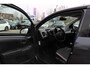 Toyota Aygo X X-JOY 5-DEURS APPLE/ANDROID CAMERA DAB 16"LM-VELGEN EL-RAMEN CLIMA PRIVACY-GLASS NL-AUTO