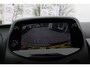 Toyota Aygo X X-JOY 5-DEURS APPLE/ANDROID CAMERA DAB 16"LM-VELGEN EL-RAMEN CLIMA PRIVACY-GLASS NL-AUTO