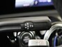 Mercedes-Benz A-klasse 180 Business Solution AMG / Plus Pack/ Panoramadak/ 19 inch/ Multibeam/ Head Up/ Night