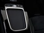 Mercedes-Benz A-klasse 180 Business Solution AMG / Plus Pack/ Panoramadak/ 19 inch/ Multibeam/ Head Up/ Night