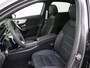 Mercedes-Benz A-klasse 180 Business Solution AMG / Plus Pack/ Panoramadak/ 19 inch/ Multibeam/ Head Up/ Night