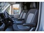 Volkswagen Crafter 2.0 TDI 140PK Automaat L3H3 Comfortline 2x LED | NAVI | Camera | Trekhaak | Airco |