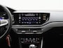 Volkswagen Polo 1.0 TSI R-Line | Draadloze Apple carplay | Adaptieve cruise control | Travel Assist | Climate control | Achteruitrij camera | Parkeersensoren |