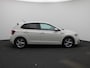 Volkswagen Polo 1.0 TSI R-Line | Draadloze Apple carplay | Adaptieve cruise control | Travel Assist | Climate control | Achteruitrij camera | Parkeersensoren |