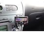 SEAT Leon 1.6 Businessline climate & cruise control trekhaak bluetooth dimlicht automatisch isofix sportzetels