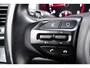 Kia Stonic 1.0 T-GDi DynamicLine | Achteruitrijcamera | Parkeersensoren Achter | Navigatie | 17" LM Velgen | Apple CarPlay | Android Auto