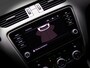 Skoda Octavia Combi 1.6 TDI Greentech Ambition Business (ADAPTIVE CRUISE CONTROL, APPLE CARPLAY / ANDROID AUTO, CLIMATE CONTROL)