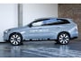 Volvo EX90 Twin Motor Ultra 7p. 111 kWh | Direct leverbaar | Panoramadak | Verwarmbare voorstoelen en achterbank | Stuurwielverwarming | Luchtvering | Apple carplay/Android auto | 360° parkeercamera | Parkeerverwarming |