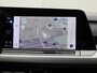 Volkswagen Golf 1.5TSI/130PK Life · Navigatie · Parkeersensoren + camera · Stoel-&stuurverwarming · Garantie tot december 2027 of 100000km.