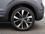 Volkswagen T-Cross 1.0 TSI R-Line Business | Navigatie | Draadloze Apple Carplay | Adaptieve cruise control | Travel Assist | Parkeersensoren | Climate control | Stoelverwarming