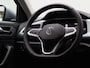 Volkswagen T-Roc 1.0 TSI Oranje Edition | Navigatie | Draadloze Apple Carplay | Adaptieve cruise control | Keyles | Achteruitrij camera | Parkeersensoren