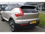 Volvo XC40 Twin 408PK AWD Plus 82 kWh | Trekhaak | ACC | Elektr. stoel | Camera | Stuurverwarming | 19"LMV