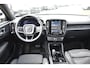 Volvo XC40 Twin 408PK AWD Plus 82 kWh | Trekhaak | ACC | Elektr. stoel | Camera | Stuurverwarming | 19"LMV