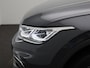 Volkswagen Tiguan 1.5 TSI R-Line Business | Achteruitrijcamera | Trekhaak | Adaptive cruise control | Stoelverwarming | Navigatie | 19 inch licht metalen velgen | Panorama schuif-/kanteldak |