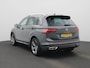 Volkswagen Tiguan 1.5 TSI R-Line Business | Achteruitrijcamera | Trekhaak | Adaptive cruise control | Stoelverwarming | Navigatie | 19 inch licht metalen velgen | Panorama schuif-/kanteldak |