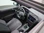 Volkswagen Tiguan 1.5 TSI R-Line Business | Achteruitrijcamera | Trekhaak | Adaptive cruise control | Stoelverwarming | Navigatie | 19 inch licht metalen velgen | Panorama schuif-/kanteldak |