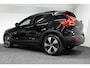 Volvo XC40 Recharge P8 AWD R-Design / Orig. Nederlands / Stoelverwarming / Apple Carplay - Andriod Auto / Stuurwiel verwarming / Ambienteverlichting / Leder/alcantara bekleding / High Performance Sound / Adaptive Cruise Control / Full LED / 19'' LMV / Grootlicht Assistent / Dodehoekdetectie / Trekhaak (zwenkbaar)