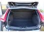 Volvo V40 1.6 T3 Momentum - Leer - Navi - Trekhaak - Xenon - Keyless start - 1e Eigenaar - High Performance Sound