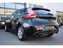 Volvo V40 1.6 T3 Momentum - Leer - Navi - Trekhaak - Xenon - Keyless start - 1e Eigenaar - High Performance Sound