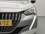 Peugeot 208 Active 75 pk | Navigatie | Airco | Cruise Control | DAB Ontvanger | LED Dagrijverlichting | Lederen Stuurwiel | Buitenspiegels Elektrisch Verstel -en Verwarmbaar | Apple Carplay/Android Auto |