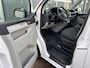 Volkswagen Transporter 2.0 TDI L1H1 DC 4Motion 150pk Airco DSG 4x4 Airco Cruise controle Telefoonverbinding Navigatie Apple carplay Trekhaak 2500kg Euro 6 Bpm vrij voor particulier gebruik!!