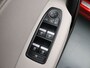 Renault Captur TCe 130pk Initiale Paris EDC/AUTOMAAT Camera | Adapt. Cruise | Navi | Parkeersens. v+a | Stoel-/stuur-/voorruitverw. | Panoramadak