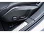 Volvo V60 T6 Plug-in hybrid AWD Essential | Google | Long Range | Adaptieve Cruise | Lederen bekleding | Stoel-/Stuurwiel-/Achterbankverwarming | Camera | Park Assist | Getint Glas | 18" LM