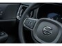 Volvo V60 T6 Plug-in hybrid AWD Essential | Google | Long Range | Adaptieve Cruise | Lederen bekleding | Stoel-/Stuurwiel-/Achterbankverwarming | Camera | Park Assist | Getint Glas | 18" LM