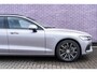 Volvo V60 T6 Plug-in hybrid AWD Essential | Google | Long Range | Adaptieve Cruise | Lederen bekleding | Stoel-/Stuurwiel-/Achterbankverwarming | Camera | Park Assist | Getint Glas | 18" LM