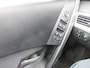 BMW 5-Serie Touring 523i Executive / 18"Velgen / Navi / PDC