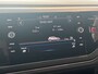 Volkswagen Polo 1.0 95pk TSI R-Line | Voorstoelen verwarmbaar | Velgen 'Bergamo', 17 inch lichtmetaal | Airconditioning automatisch (Climatronic)