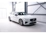 Volvo V60 2.0 T8 Recharge AWD R-Design | NL auto | DAB+ | CarPlay | Adaptive | Blis | Rijklaar |