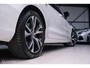Volvo V60 2.0 T8 Recharge AWD R-Design | NL auto | DAB+ | CarPlay | Adaptive | Blis | Rijklaar |