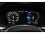 Volvo V60 2.0 T8 Recharge AWD R-Design | NL auto | DAB+ | CarPlay | Adaptive | Blis | Rijklaar |