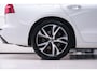 Volvo V60 2.0 T8 Recharge AWD R-Design | NL auto | DAB+ | CarPlay | Adaptive | Blis | Rijklaar |