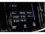 Volvo V60 2.0 T8 Recharge AWD R-Design | NL auto | DAB+ | CarPlay | Adaptive | Blis | Rijklaar |