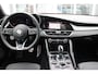 Alfa Romeo Giulia 2.0 T 280PK GME AWD VELOCE | ROSSO ETNA | SPERDIFFERENTIEEL Q4 | HARMAN KARDON BEAUTIFUL SOUND PACK 900W INCLUSIEF LEDEREN DASHBOARD | ALARM SYSTEEM | RIJASSISTENPAKKET | DODEHOEK DETECTIE | ELEKTRISCH BEDIENBARE VOORSTOELEN MET GEHEUGEN FUNCTIE | LEDEREN BEKLEDING | ZWARTE HEMELBEKLEDING | FULL LED MATRIX KOPLAMPEN | NAVIGATIE | APPLE CARPLAY/ANDROID AUTO | PARKEERSENSOREN VOOR EN ACHTER | 19" "5 PETALS " LICHTMETALEN VELGEN | ROOD GESPOTEN REMKLAUWEN | ADAPTIVE CRUISE CONTROL | STOEL VERWARMING | STUUR VERWARMING | | KEYLESS ENTRY/START |