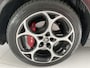 Alfa Romeo Tonale 1.5 Hybrid 160PK VGT TCT7 Veloce Automaat - Climate control - Cruise control -Park. sensoren V+A - Navi full map - A-uitrijcamera - LMV 19"- V.Stoelen verwarmb. - Stuurflippers - Digitaal instrumentenpaneel - Matrix verlicht