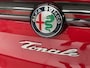 Alfa Romeo Tonale 1.5 Hybrid 160PK VGT TCT7 Veloce Automaat - Climate control - Cruise control -Park. sensoren V+A - Navi full map - A-uitrijcamera - LMV 19"- V.Stoelen verwarmb. - Stuurflippers - Digitaal instrumentenpaneel - Matrix verlicht