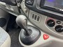 Renault Trafic 2.5 dCi T27 L1H1 DC AUTOMAAT! INVALIDEVERVOER l Rolstoel l Lift! KMST NAP l TOPBUS GOED ONDERHOUDEN!