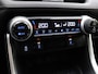 Toyota RAV4 2.5 Hybrid AWD Dynamic | 10 Jaar Garantie! | Bi-Tone kleur | 18'' Lmv | Geremd 1650kg | Stoelverwarming | Achteruitrijcamera |