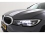 BMW 3-Serie Touring 318i Executive Edition | Org NL | Sportstoelen | CarPlay | LED | 3-Zone Clima | Navigatie | Digital Cockpit |